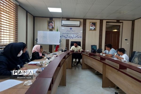 برگزاری ‌ کارگاه آموزشی  عکاسی  برای  دانش آموز  خبرنگاران  پانا  شهر  جوادآباد