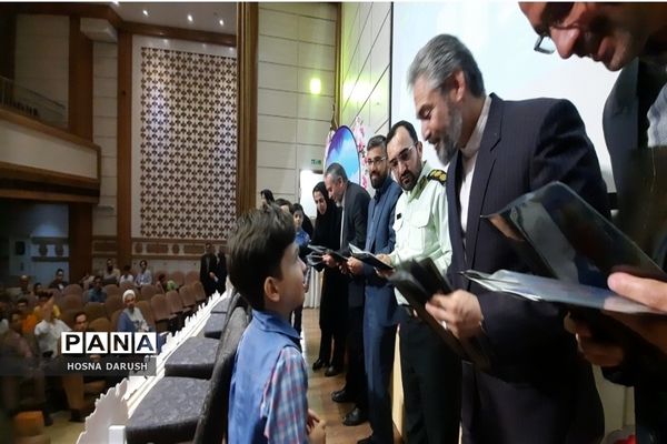 جشنواره نوجوان سالم و کانون یاریگران زندگی استان خراسان رضوی