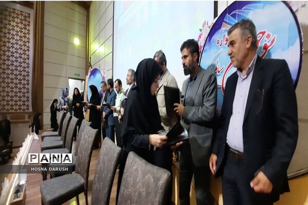 جشنواره نوجوان سالم و کانون یاریگران زندگی استان خراسان رضوی