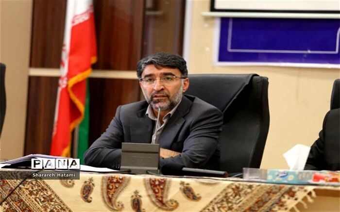 ثبت‌نام دانش‌آموزان پیگیری می‌شود
