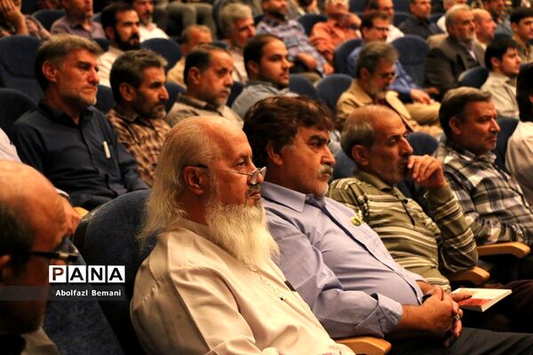 مرلسم گرامیداشت دانش‌آموز شهید «حسین مالکی نژاد» شهید شاخص کشور