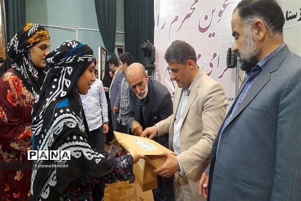 همایش استانی تقدیر از برگزیدگان  چهل و یکمین جشنواره فرهنگی هنری امید فردا در خوزستان