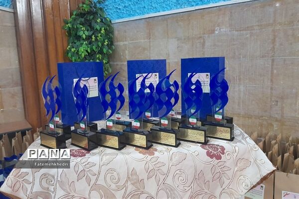 همایش استانی تقدیر از برگزیدگان  چهل و یکمین جشنواره فرهنگی هنری امید فردا در خوزستان
