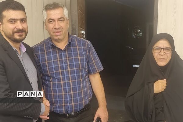جشن فارغ‌التحصیلی دانش‌آموزان پایه دوازدهم دبیرستان استعدادهای درخشان شهید بهشتی رودهن