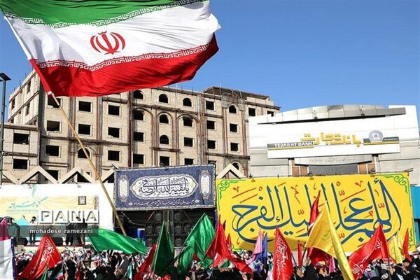 اجتماع عظیم مدافعان حریم خانواده در روز قیام مسجد گوهرشاد مشهد