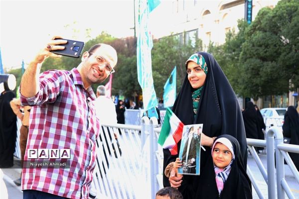 اجتماع بزرگ مردمی مدافعان حریم خانواده