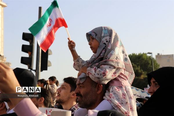 اجتماع بزرگ مردمی مدافعان حریم خانواده