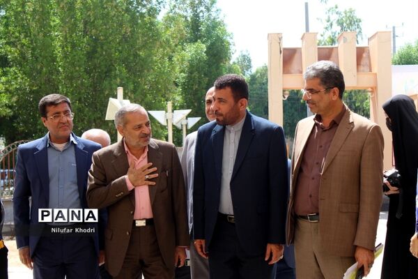 دوازدهمین جشنواره نوجوان سالم در بوشهر