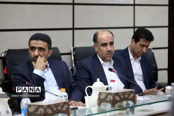 جلسه مدیران و روسا آموزش و پرورش شهرستان‌ها و مناطق استان بوشهر