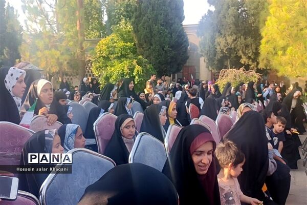 رژه خودرویی مدافعان حیا و خانواده‌های شیرازی در روز حجاب و عفاف در شیراز