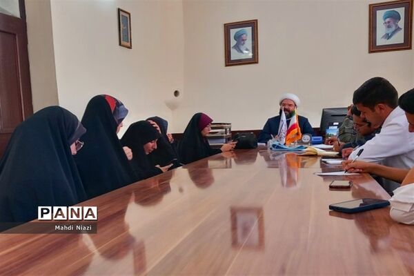 نشست مشاورین دانش آموزی نماینده ترشیز