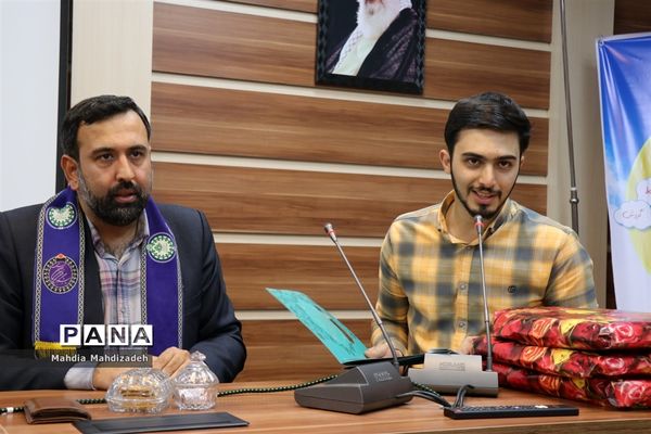 سومین جلسه از کارگاه تولید محتوای رسانه‌ای و تدوین تخصصی با موبایل همراه با تقدیر از خبرنگاران فعال تیم رسانه پانا
