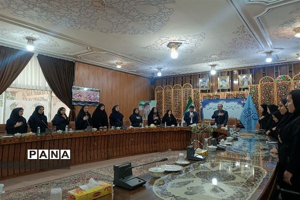 معاون پرورشی و فرهنگی اداره‌کل آموزش و پرورش استان اصفهان دانش‌آموزان مدارس منطقه حصه