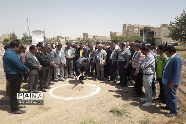 آیین کلنگ‌زنی ساخت کانون پرورش فکری کودکان و نوجوانان مه ولات