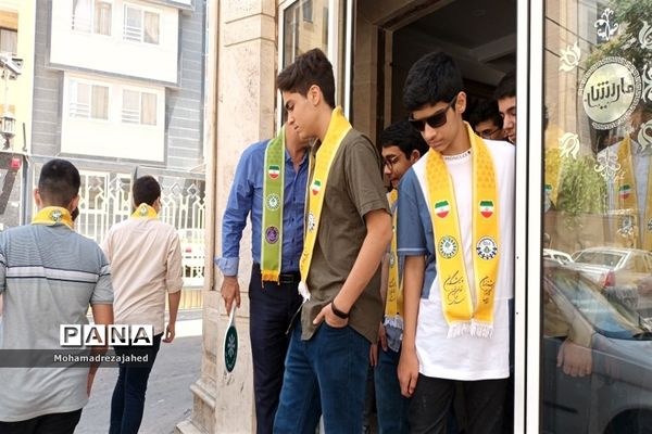 اعزام ۵۵ ‌دانش‌آموز دبیرستان تمام تشکیلاتی شیخ انصاری دزفول به اردوی زیارتی، تربیتی و سیاحتی مشهد مقدس