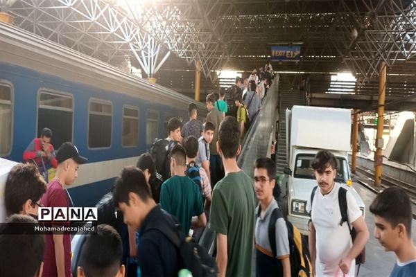 اعزام ۵۵ ‌دانش‌آموز دبیرستان تمام تشکیلاتی شیخ انصاری دزفول به اردوی زیارتی، تربیتی و سیاحتی مشهد مقدس