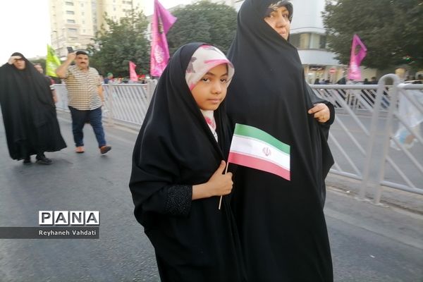 اجتماع بزرگ مردمی مدافعان حریم خانواده در مشهد