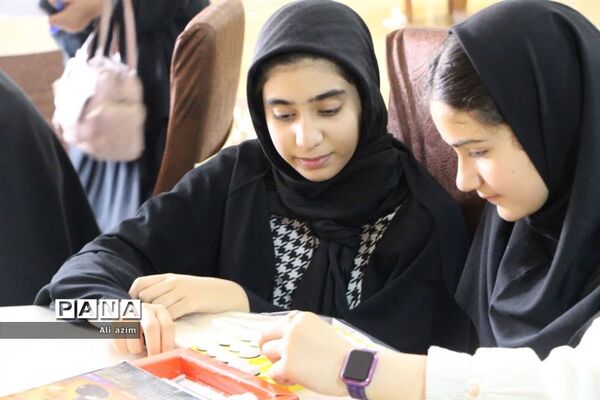برگزاری مسابقات مرحله استانی بازی‌های فکری رشته اتللو سازمان دانش‌آموزی استان یزد