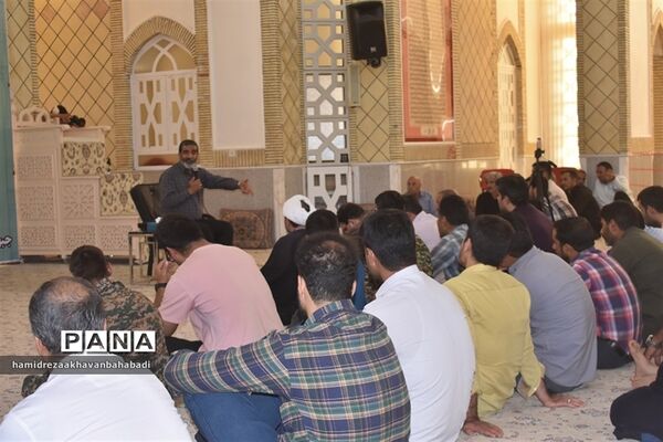 برپایی گردهمایی اصحاب عشق با حضور حاج حسین یکتا در بهاباد