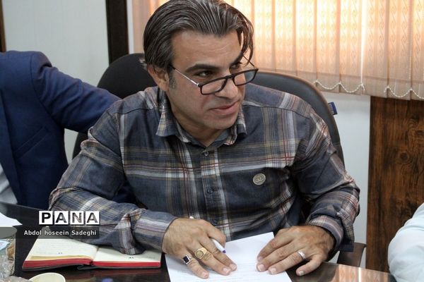 نشست توجیهی تسهیل‌گران آزمون استخدامی آموزش و پرورش استان بوشهر