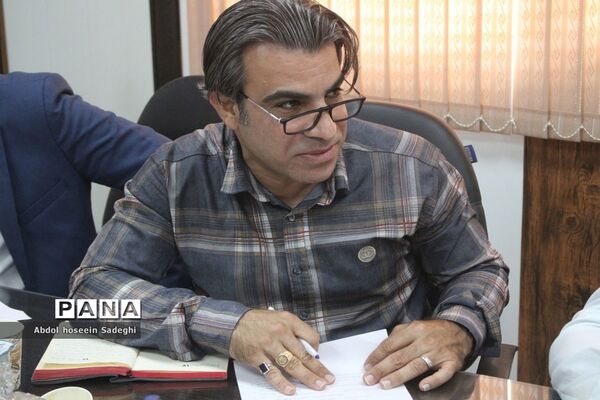 نشست توجیهی تسهیل‌گران آزمون استخدامی آموزش و پرورش استان بوشهر