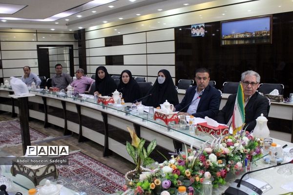 جلسه کار‌گروه توسعه مدیریت آموزش و پرورش استان بوشهر