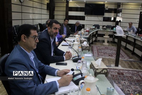 جلسه کار‌گروه توسعه مدیریت آموزش و پرورش استان بوشهر