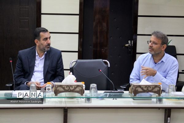 جلسه کار‌گروه توسعه مدیریت آموزش و پرورش استان بوشهر