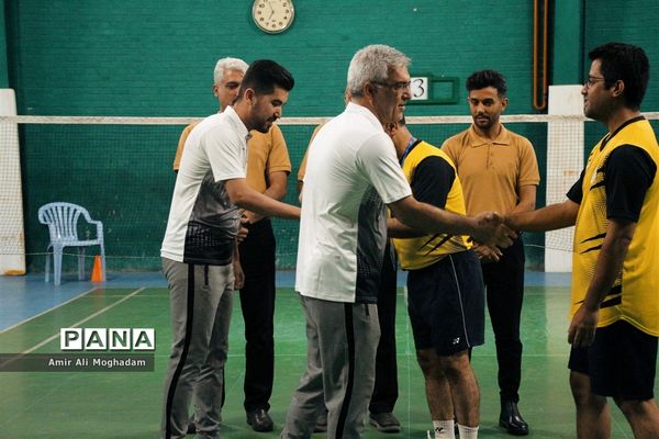 مسابقات بدمینتون فرهنگیان سراسر کشور