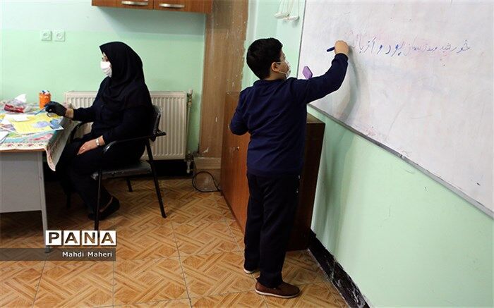 برنامه‌ریزی برای جذب معلمان نخبه در آموزش و پرورش