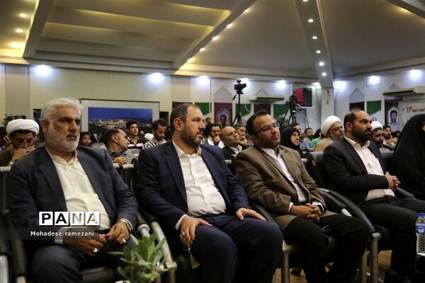 بازدید جمعی از مسئولان کشوری و استانی از اولین نمایشگاه تخصصی خانواده (مهرانه)