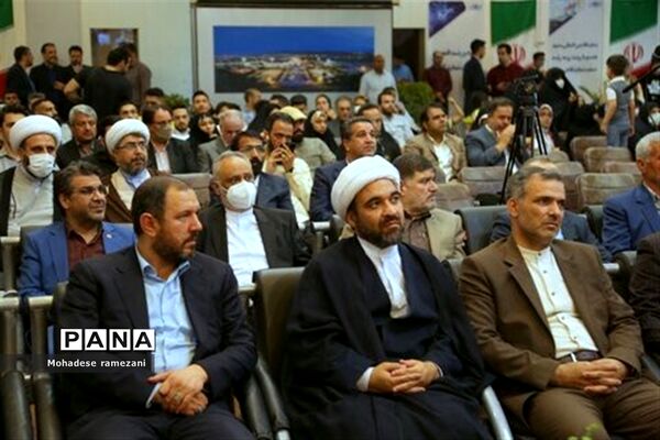 بازدید جمعی از مسئولان کشوری و استانی از اولین نمایشگاه تخصصی خانواده (مهرانه)