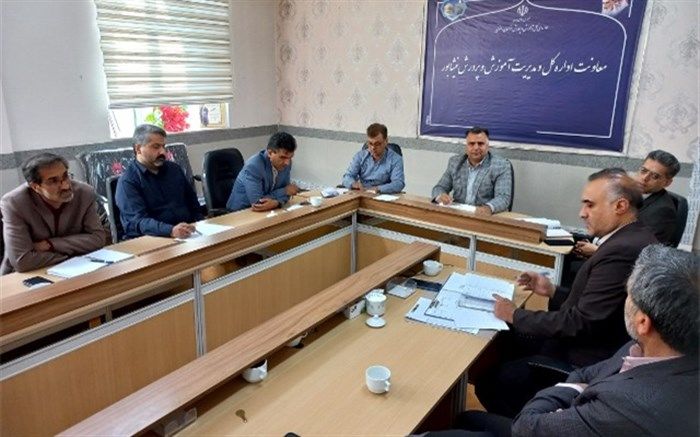 راه‌اندازی پویش جمع‌آوری کتب اضافی و کمک به تجهیز مدارس‌