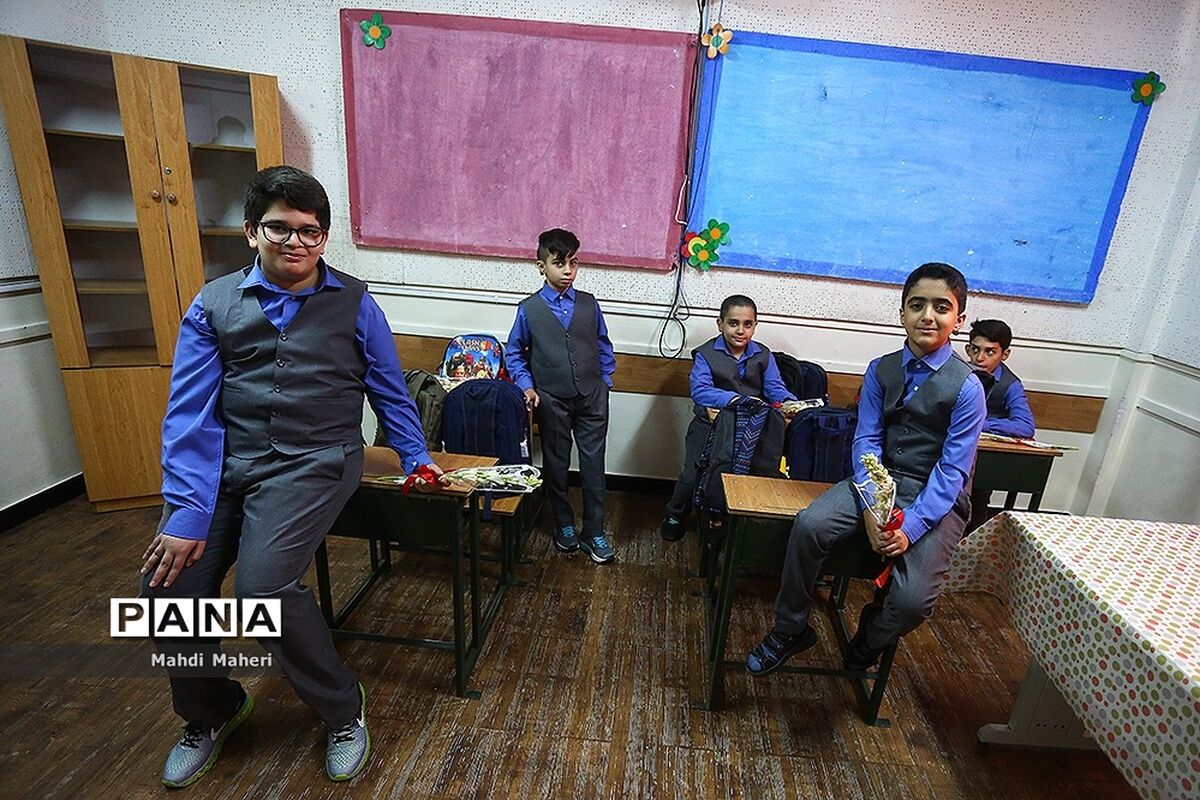 بازنگری در برنامه‌های درسی دانش‌آموزان با نیازهای ویژه