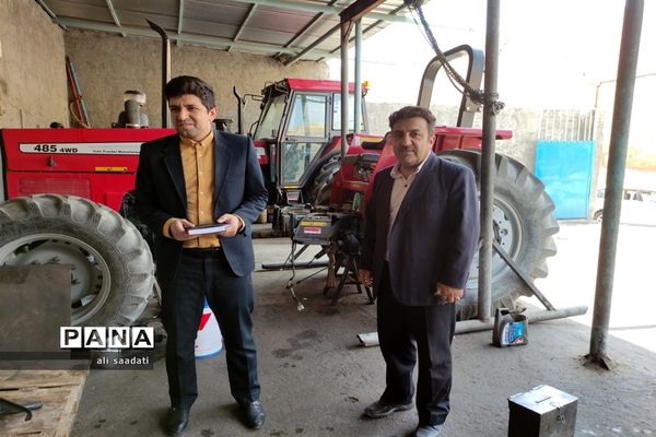 برگزاری دوره‌های کارورزی تابستانه ‌هنرستان پسرانه  امام خامنه‌ای شهرستان مرزی  کلات