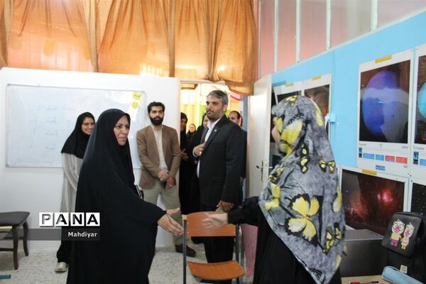 بازدید مدیرکل آموزش و پرورش شهرستان‌های استان تهران  از پژوهش‌سرای دانش‌آموزی منطقه جوادآباد