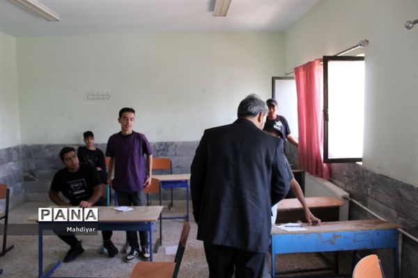 بازدید مدیرکل آموزش و پرورش شهرستان‌های تهران  از پایگاه‌های اوقات فراغت شهر جوادآباد