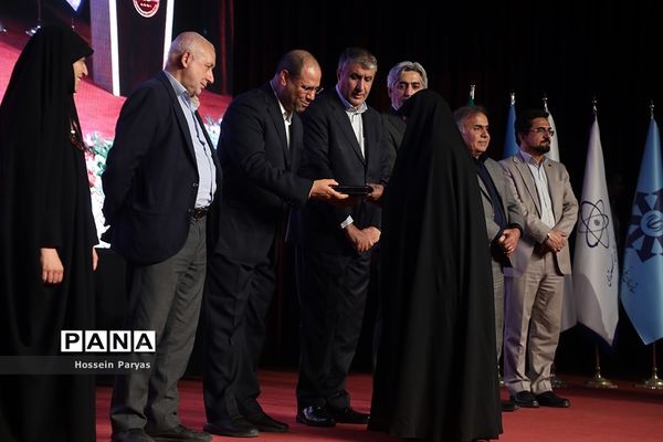 آیین انعقاد تفاهم‌نامه بین وزارت آموزش و پرورش و سازمان انرژی اتمی ایران