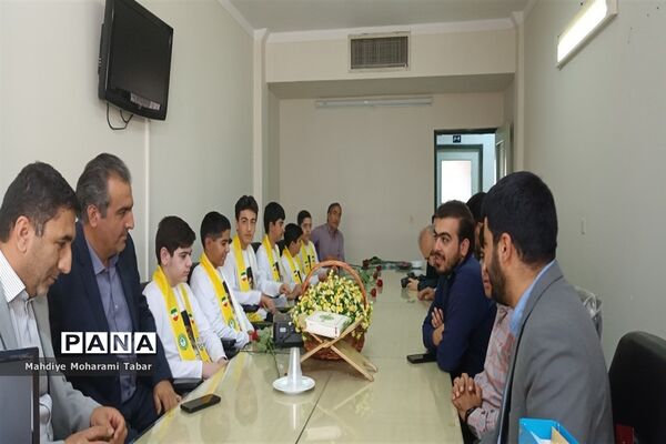 تجلیل از کارکنان حراست آموزش و پرورش فارس به‌مناسبت هفته حراست