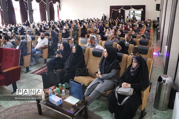 مراسم اختتامیه جشنواره‌ نوجوان سالم در آذربایجان غربی