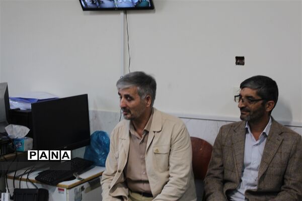 بازدیدمعاون فعالیت‌های دانش‌آموزی سازمان دانش‌آموزی کشور از پایگاه های اوقات فراغت سازمان دانش آموزی استان اصفهان