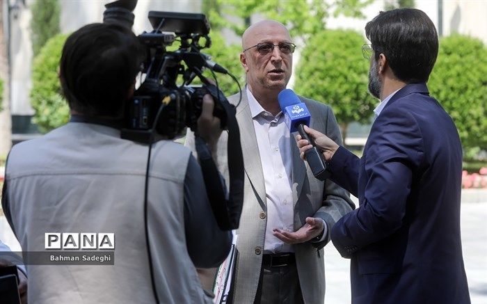 سرمایه‌های اجتماعی نظام تقویت شود