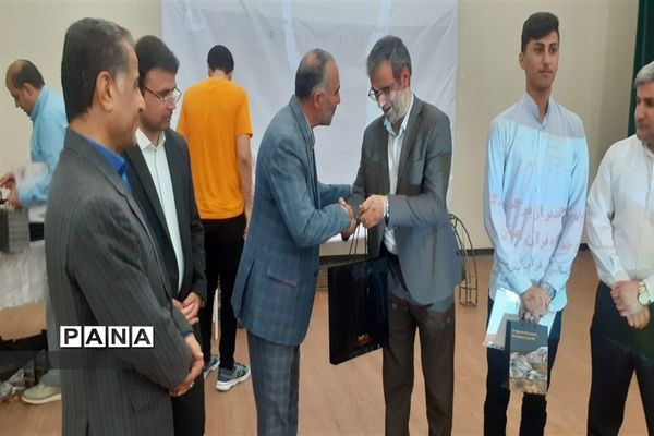 همایش  تقدیر از برگزیدگان چهل‌و‌یکمین جشنواره ‌امید فردا و فعالان حوزه سلامت در شادگان