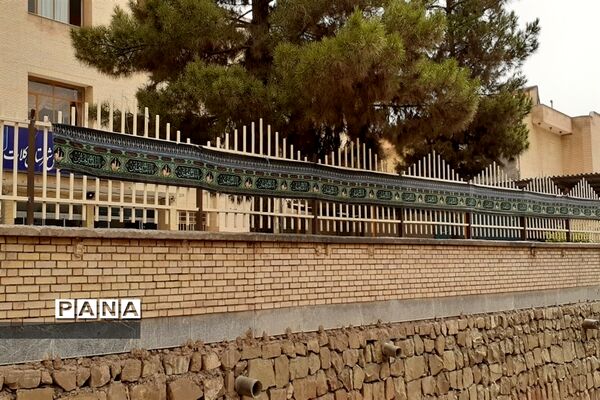 سیاه‌پوشی محیط اداری آموزش و پرورش شهرستان کلات در آستانه فرا رسیدن ماه محرم