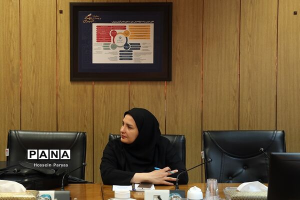 دیدار جمعی از خیرین سلامت کشور با وزیر آموزش و پرورش
