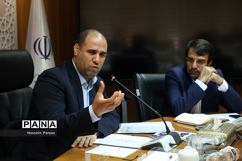 دیدار جمعی از خیرین سلامت کشور با وزیر آموزش و پرورش