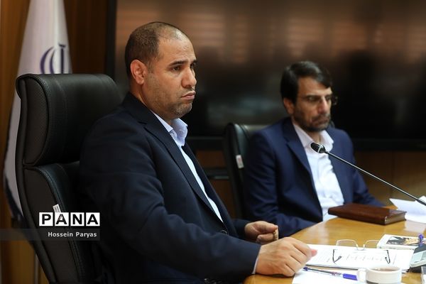 دیدار جمعی از خیرین سلامت کشور با وزیر آموزش و پرورش