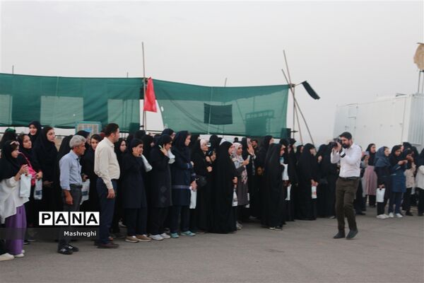 بازدید علمی دانش‌آموزان مدارس سمپاد و نمونه دولتی از پایگاه هوایی شهید کریمی کاشان