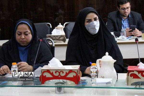 جلسه شورای برنامه‌ریزی و نظارت بر کودکستان‌ها استان بوشهر