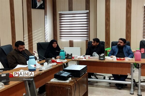 جلسه هماهنگی برنامه احلی من العسل